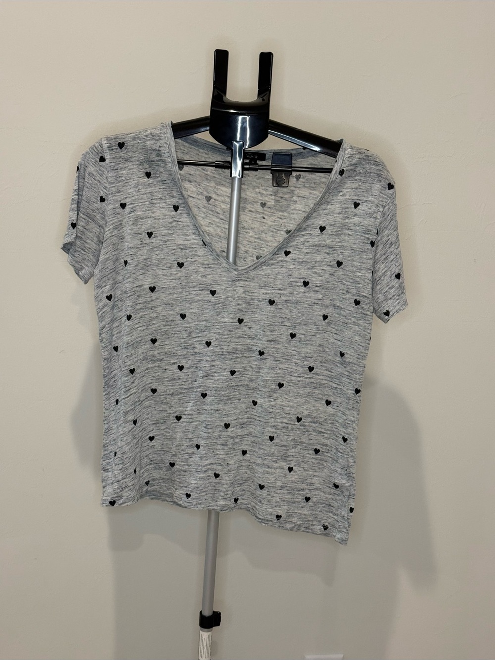 Rails Heather Gray V-Neck Tee with Black Heart Print